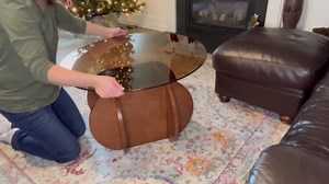 Modern Round Coffee Table with Solid Wood Legs, 31.5'' Glass Coffee Tables for Living Room Rustic Circle Center Cocktail Table with Tempered Glass-Top, Unique Accent Table for Small Spaces