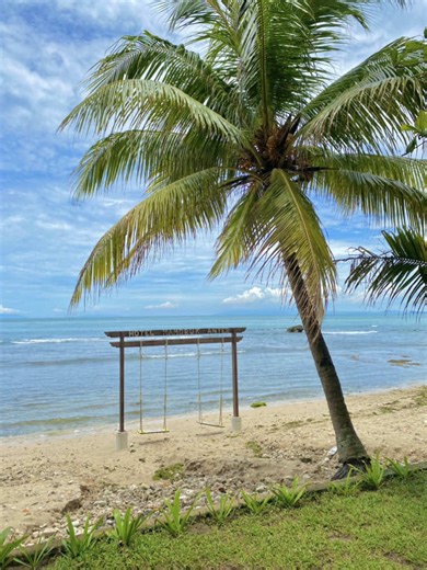 MasyaAllah best view. Enak nya kesini pas lagi sepi. #hotelmambrukanyer #mambrukanyer #anyerbeach #villaanyer