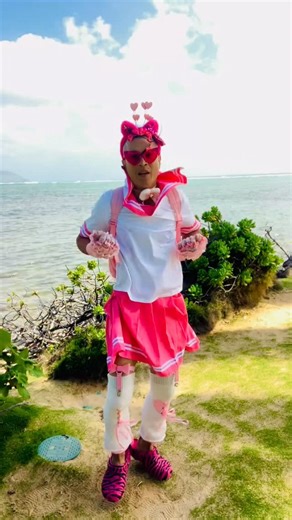 Jonathan Hosokawa on Instagram: "Kawaii Coquette Kitty Drunken Master 2 imitation. Hoping to make a sweet Drunken Master 2 fan maiden smile #kawaii #coquette #kitty #martialarts"