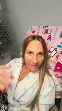 Buscando mi nuevo árbol de Navidad para tenerlo en mi cuarto💜