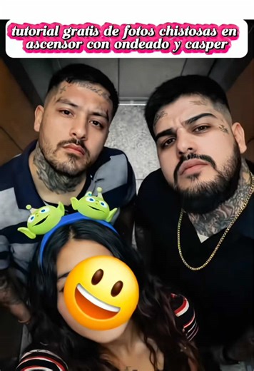 Cómo tomar una foto con Ondeado y Casper en el ascensor | Tutorial. Cómo generar fotos con Ondeado y Casper en el ascensor Tutorial Plantilla Prompt. Cómo hacer fotos con Ondeado y Casper en el ascensor usando Gemini. Tutorial de fotos con Ondeado y Casper en el ascensor: coloca tu foto frente a la imagen de Ondeado y Casper. Tutorial de cómo tomar fotos con Ondeado y Casper en el ascensor y espejo. Tutorial de fotos en el ascensor generado con ChatGPT. Tutorial de fotos en el ascensor temático 
