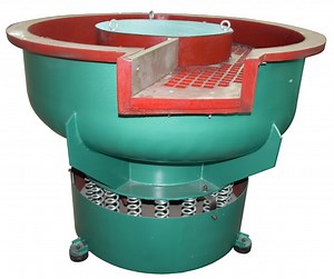 [Hot Item] Hardware Metal Deburring Finishing Machine with Three-Dimensional Vibration Polishing Machine