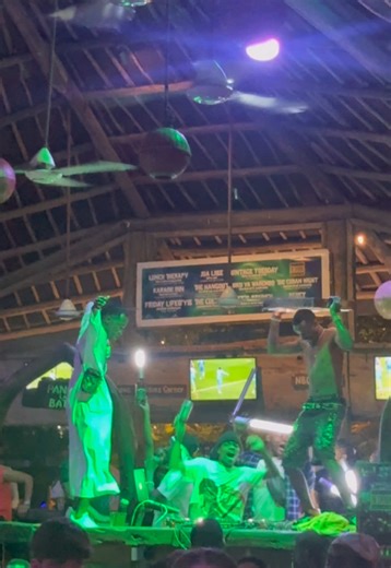 Karaoke Fun at Samaki Samaki: Chill and Unwind