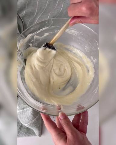 Lemon Cream Cheese Frosting