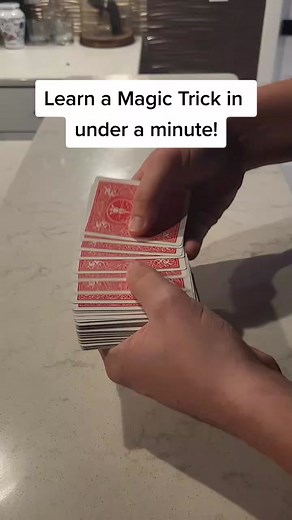 Learn a simple magic trick in no time! #Magic #CardTrick #CardMagic #MagicTrick #Magician #LearnMagic #Cardistry #CardTutorial #MagicTutorial