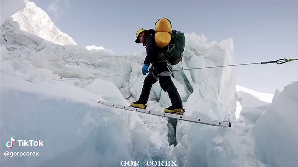 Exploring Mount Everest in Stunning 4K 120fps