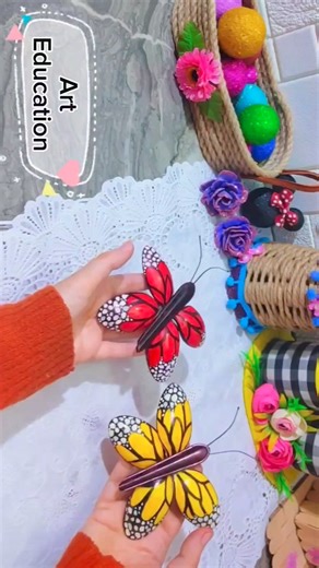 2M views · 46K reactions | فكرة تحفة من الملاعق البلاستيك ❤️♻️ إعادة تدوير عظمة أوى بقى #Art_Education #diy #craft #howto #recycle | Art Education | Facebook