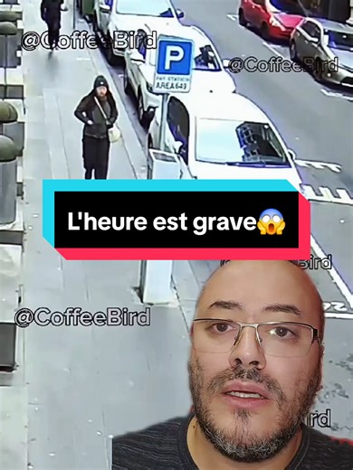 Une femme se fait poignarder sans aucune raison, elle s'en sort saine et sauf #coffeebird #viral #france