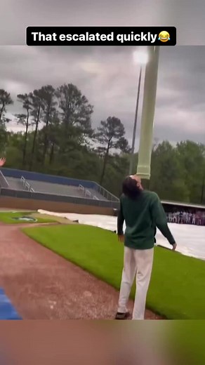 The last one 😳 #baseball #baseballboys #baseballlife #homerun #goneforever #hr #sports #ballislife #houseofhighlights #⚾️ #fyp #mlb #highlights #conspiracy #dingers #dinger #catcherswithcakes #softball #compilation #aaronhernandez #playball #lmao #robmanfred #sandlot #sandlottotheshow #gg #grandslamball #beisbol #baseballmemes Via: @Will Hayes