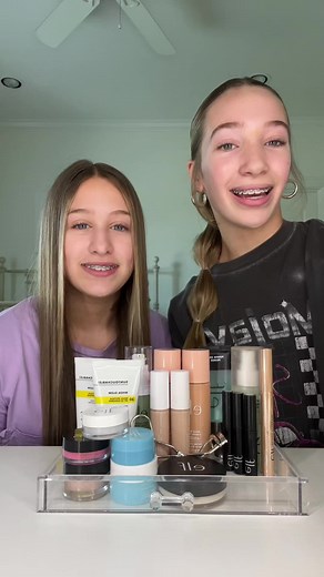 grwu for the day: elf makeup only edition! @elfcosmetics #makeup #twins #nuorganic #nuolash 💕