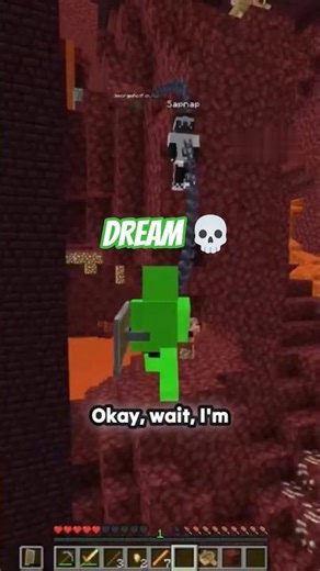 CHAIN Glitch Made Me FLY Above LAVA 😭🔥⛓️ #Minecraft #Shorts #Gaming