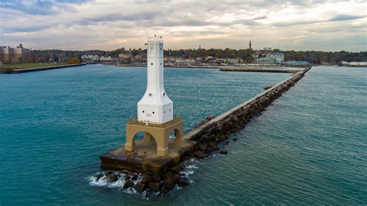 'You can see that thing from everywhere': Port Washington lighthouse now 'glossy and bright'