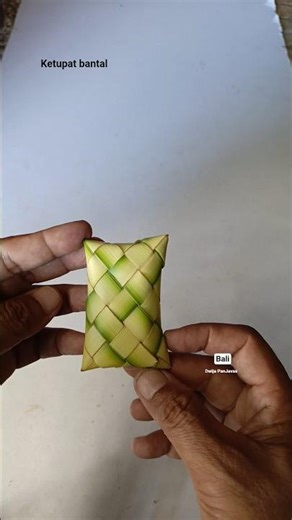 kreasi ketupat bantal