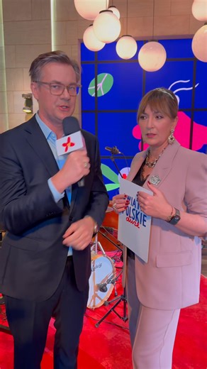 Kasia i Grzesiek zapraszają na dzisiejszy program Dużych Kwiatków Polskich. Ps: odcinek jest już na YT ▶️ https://www.youtube.com/live/kamOKmGG_Rg | Kwiatki Polskie TVP Info