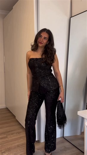 Still need a cute look for New Year’s Eve? We got you!✨ Get ready to shine into 2026 in style. | New Yorker