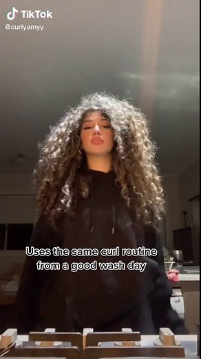 Understanding and Dealing with Stringy, Frizzy Curly Hair