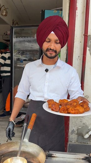 2.1M views · 32K reactions | sardar ji ka famous chilli chicken im Amritsar | Food lover | Facebook