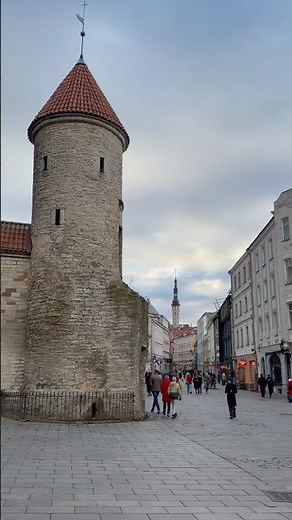 Walking Through the Historic Viru Gate 🇪🇪 #tallinn #estonia #oldtown #europetravel