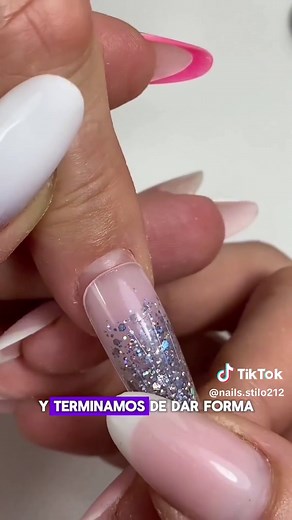 Técnica Dual System con Polygel: Tips y Cursos de Uñas Acrílicas 💅