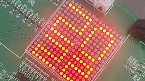 2022年电子产品芯片级检测维修与数据恢复b模块 FPGA16×16LED阵列重构显示