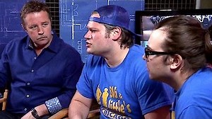 Watch Mystery Diners Season 4 Episode 7 - Wine on Wheels