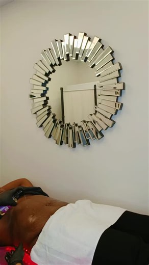 DE LUX BEAUTY BAR salon (@deluxbeautybarsalon)’s videos with original sound - zomediatv