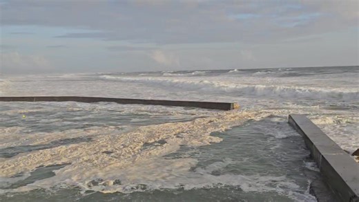 Baignade interdite sur tout le littoral atlantique..et pour cause l'océan était bien énervé | Ma Bro du 29 et. d'ailleurs