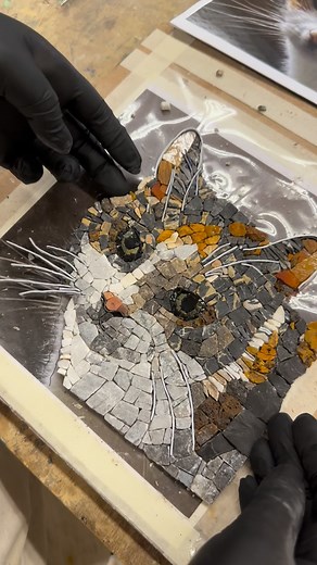 The beautiful cat 🐈 mosaic❣️for a private client 🤗 Contact us if you like to have your cat made in mosaic 🥰 To have a quotation contact us in DM. #mosaicart #kokomosaico #cat #ilovemycat | Koko Mosaico