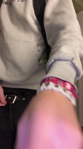 Living My Day: Stylish Outfits and Dance Vibes