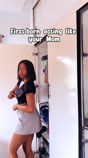 When the first born is strict. 😩Someone cannot even have freedom in peace when Mom is not around. . . #fyp #perpetuachris #creatorsearchinsights #siblings #viral