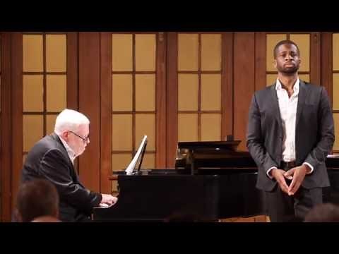 Justin Hopkins, bass-baritone sings U vrat obiteli svyatoy - Rachmaninoff