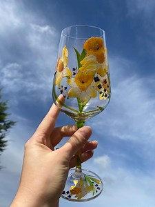 Hand Painted March Birthflower Floral Wine/gin/champane Glasses - Etsy UK