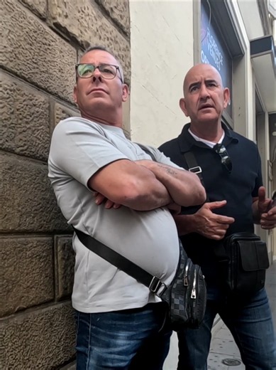 Siete poliziotti? — Come rispondere se ti fermano in strada