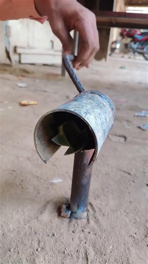 Simple Corn Sheller Gadget That Saves Time 🌽⚙️ #shorts