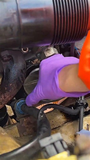 Don't Skip Your Oil Filter! #automobile #mechanic #oilfields
