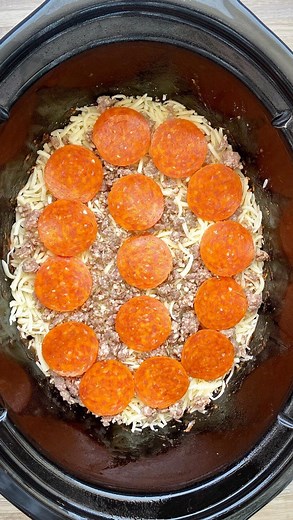 53 reactions · 35 shares | Slow Cooker Pizza Chicken (low-carb)...