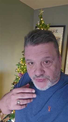 🎄📖 A big Christmas shout-out to Builth Wells Library!Huge thanks to Trish and the whole library