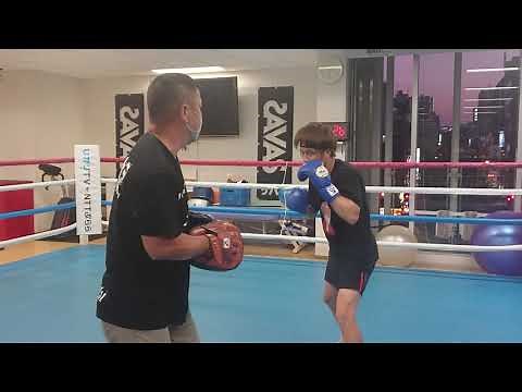 桑原拓 高速ミット！