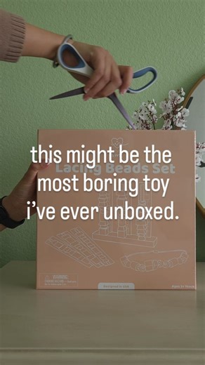 Harpreet Dhillon on Instagram: "flashy lights. loud sounds. instant reactions. kids get used to toys responding for them — press a button, something happens. then when nothing lights up or sings, they’re restless. asking what’s next. real learning happens when kids slow down and figure things out with their hands. if a toy does all the work, your child isn’t learning much. disagree? say why."