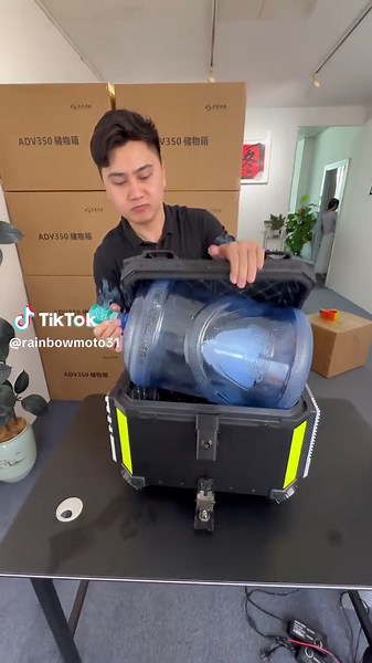 48L Sofa-Style Motorcycle Roof Box with Backrest