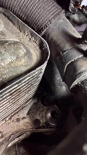 Fixed the oil leak from the Cooper S! #minicooperS #minicooper #bmw #mechanic #oilleak #fyp