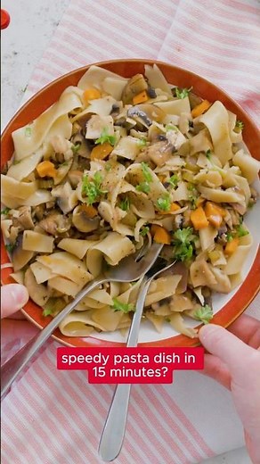 Fast, flavourful and table-ready in just fifteen minutes – Speedy mushroom ragu ⏰🍝!