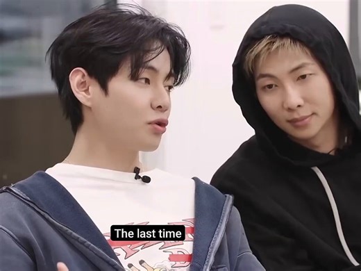 nawt at jimin cracking tf up bcs his ass being class president for 9 years and valedictorian probably never experienced that 😭