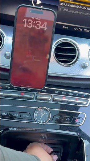 Adapter bezprzewodowy CarPlay | Koniec kabli w Twoim samochodzie