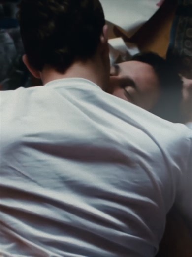 Creative Audio Overlap Techniques in Edits