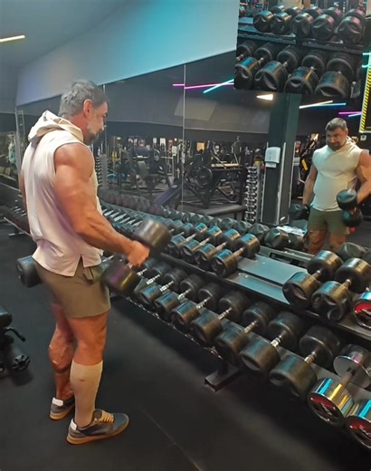 3 weeks out 💥 Every rep counts, every pump matters. No more guessing, no more “maybe later.” This is the phase where focus becomes obsession and pain becomes progress. Biceps on fire — mind locked in. Let’s finish this strong 🔥 Classic by Rob #classicbyrob #goddessgains #bodybuildingmotivation #bicepsworkout #fitlife #mensphysique #bodybuilderlife #3weeksout #prepgrind #gymmotivation #armday #trainhard #fitguys #noexcuses #ironaddict #musclebuilding #discipline #focusmode #fitjourney #classicp