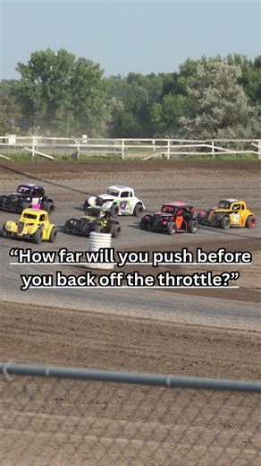 Bet You Won’t Subscribe 😏 #automobile #dirtracing #racing #legendcars #racingchaos