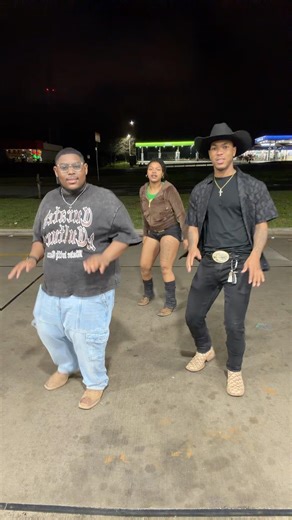 just fine 🔥 #trailride #linedance #explore #viral