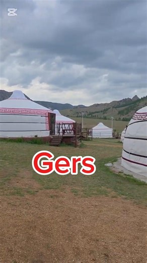 Mongolian unique house, Gers. 몽골의 독특한 집 게르.