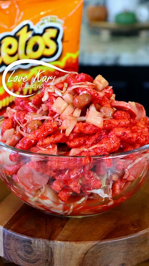 Flamin Hot Cheetos Locos Preparados Mexican Street Food Snack. Today I am making Hot Cheetos preparados or Cheetos Locos. This is a quick and easy Mexican snack. If you enjoy this recipe please don’t forget to give me a big thumbs up and if you are not subscribed, please subscribe to become part of our family 💕 CHEETOS PREPARADOS INGREDIENTS: ► 1 bag of Flamin Hot Cheetos ► 4 oz cabbage ► 1 cucumber ► 3 hot dogs or weenies ► 1 small bag of Japanese style peanuts ► 1 lime ► Some clamato ► Some c